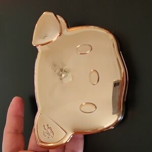 Too faced glowver puppy love highlighter